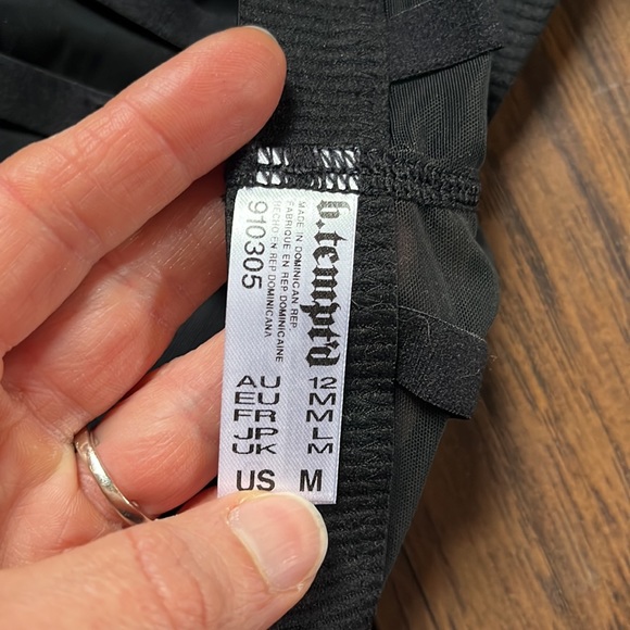 B. Tempt’d Black Sports Bra - Picture 8 of 8